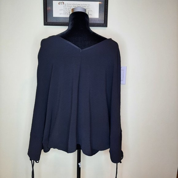 Brand new Gee Gee Boutique Exaggerated Raglan Top - Picture 4 of 12
